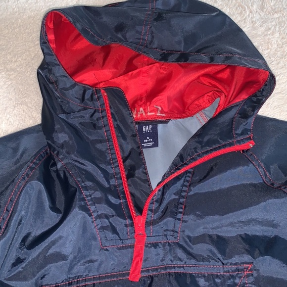 GAP Navy Blue and Red Windbreaker Jacket Hood 6/7 EUC - Picture 4 of 15